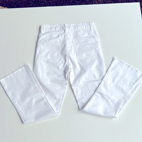 Refuge white jeans high waist, kick flare, distressed hem - Picture 3 of 10